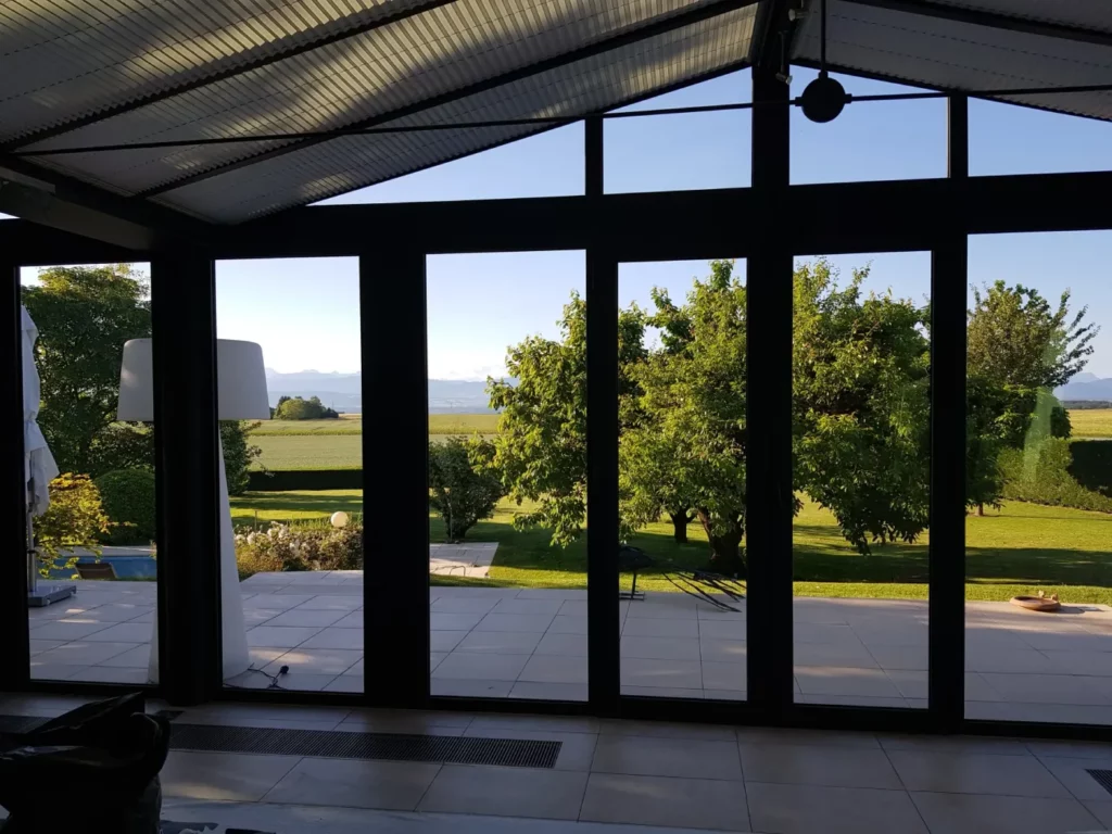 Remplacement du revêtement de sol dans une maison à Urbanova Renovation Genève